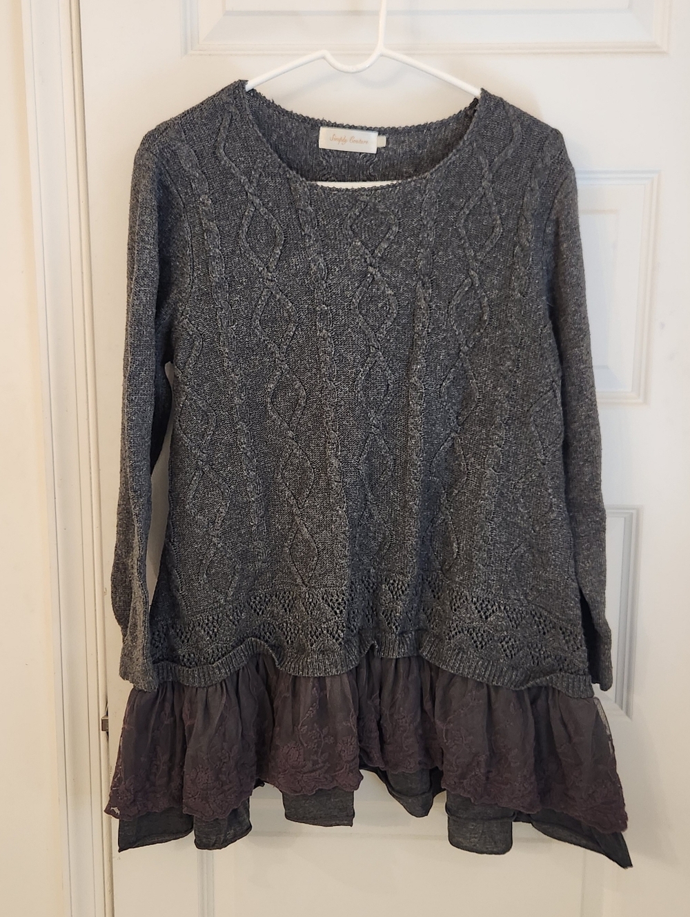 Simply Couture Grey Knit Sweater‎ Lace Trim Ruffles Size L READ #NN1331